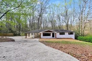 4022 Creel Dr, Lithia Springs, GA 30122 - Photo 4