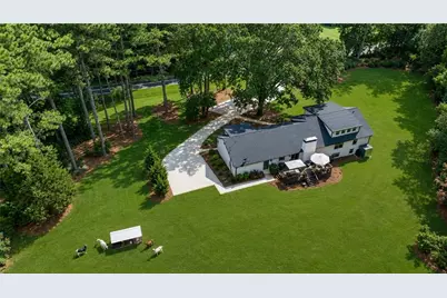 9585 Hutcheson Ferry Road SE, Chattahoochee Hills, GA 30268 - Photo 2