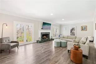 210 Willow Lk Cv, Roswell, GA 30075 - Photo 6