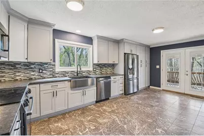 9485 Martin Road, Roswell, GA 30076 - Photo 6