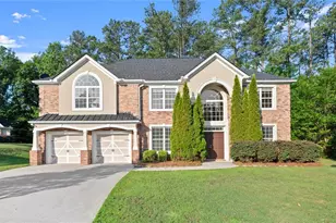 5270 Estates Dr, Atlanta, GA 30349 - Photo 2