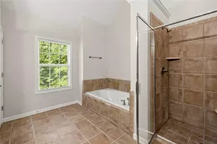 5270 Estates Dr, Atlanta, GA 30349 - Photo 18