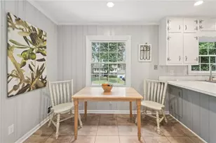 4372 Ashwoody Trail NE, Atlanta, GA 30319 - Photo 8