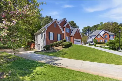2255 Pinehaven Court, Grayson, GA 30017 - Photo 2