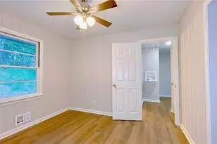 2744 Fairlane Dr SE, Atlanta, GA 30354 - Photo 12