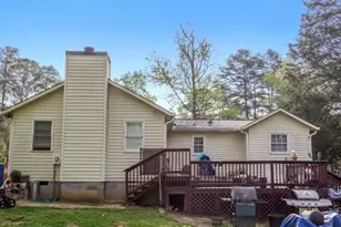 10167 Port Royal Ct, Jonesboro, GA 30238 - Photo 2