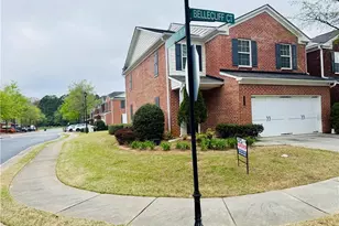 210 Bellecliff Ct, Tucker, GA 30084 - Photo 2