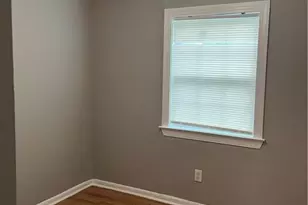 2900 Delray Dr NW, Atlanta, GA 30318 - Photo 6