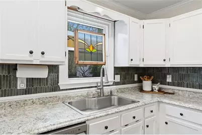 4922 Willow Creek Drive, Woodstock, GA 30188 - Photo 10