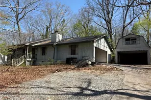 375 Strickland Rd, Alpharetta, GA 30004 - Photo 2