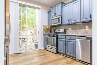 6089 Tennyson Parkway, Peachtree Corners, GA 30092 - Photo 18