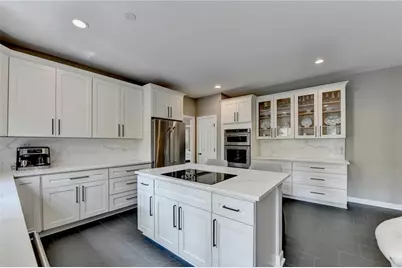 5635 Grove Point Road, Johns Creek, GA 30022 - Photo 32