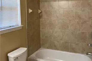 1576 Rogers Crossing Dr, Lithonia, GA 30058 - Photo 14