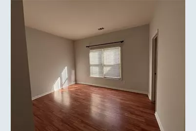 9510 Knollcrest Boulevard, Alpharetta, GA 30022 - Photo 4