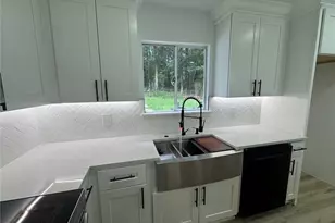 96 Sedgefield Dr, Jonesboro, GA 30236 - Photo 2