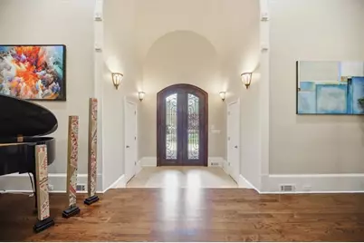 890 Marseilles Drive, Sandy Springs, GA 30327 - Photo 6