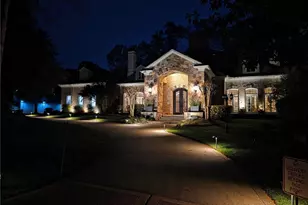 890 Marseilles Dr, Sandy Springs, GA 30327 - Photo 6