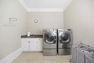 890 Marseilles Dr, Sandy Springs, GA 30327 - Photo 22