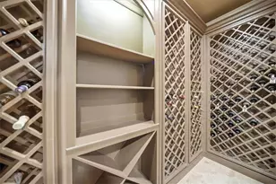 890 Marseilles Dr, Sandy Springs, GA 30327 - Photo 50