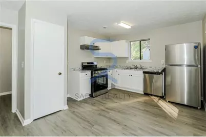 5694 Phillips Drive, Morrow, GA 30260 - Photo 6