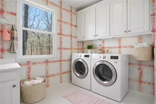 3340 Cherry Oak Ln, Cumming, GA 30041 - Photo 10