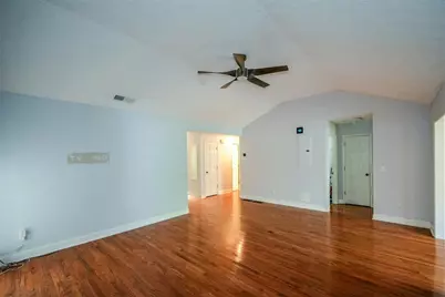 1113 Capital Club Circle NE, Brookhaven, GA 30319 - Photo 6