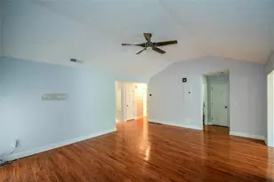 1113 Capital Club Cir NE, Brookhaven, GA 30319 - Photo 6