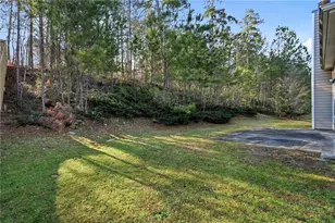 3960 Medlock Pk Dr, Snellville, GA 30039 - Photo 24