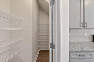 5651 Chickory Dr, Flowery Branch, GA 30542 - Photo 8