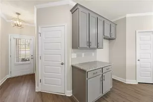 5651 Chickory Dr, Flowery Branch, GA 30542 - Photo 2