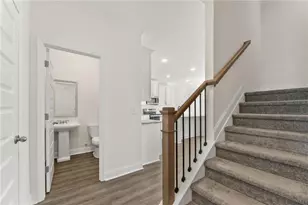 5647 Chickory Dr, Flowery Branch, GA 30542 - Photo 4