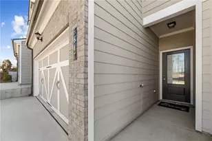 5647 Chickory Dr, Flowery Branch, GA 30542 - Photo 2