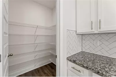 5647 Chickory Drive, Flowery Branch, GA 30542 - Photo 8