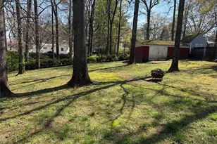 515 Rebecca St, Lawrenceville, GA 30046 - Photo 10