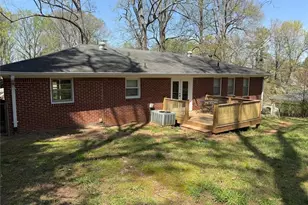515 Rebecca St, Lawrenceville, GA 30046 - Photo 12