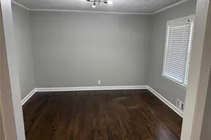 515 Rebecca St, Lawrenceville, GA 30046 - Photo 8