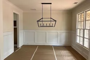 260 Wilbanks St, Buford, GA 30518 - Photo 4