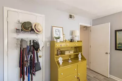 2109 Defoors Ferry Road NW #A, Atlanta, GA 30318 - Photo 18