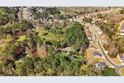 224 Griffin Mountain Trail NE, Conyers, GA 30013 - Photo 10