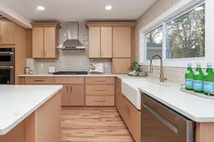 2566 Creekwood Terrace, Decatur, GA 30030 - Photo 10