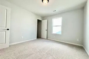 4445 Buttonwood Ln, Lilburn, GA 30047 - Photo 12