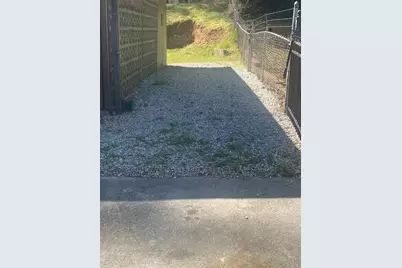 2003 W Starmount Way, Decatur, GA 30032 - Photo 10