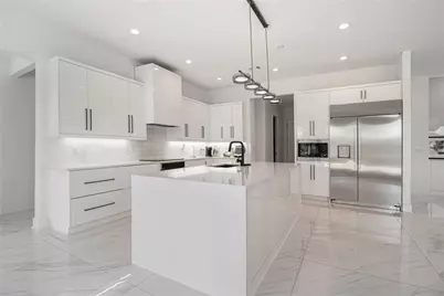 2730 Emerald Drive, Jonesboro, GA 30236 - Photo 12