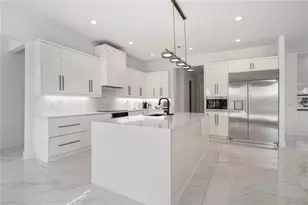 2730 Emerald Dr, Jonesboro, GA 30236 - Photo 12