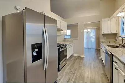 1809 River Rock Trail, Woodstock, GA 30188 - Photo 4