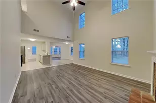 1593 Pinebreeze Dr, Marietta, GA 30062 - Photo 2