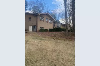 1390 Heatherland Drive SW, Atlanta, GA 30331 - Photo 6