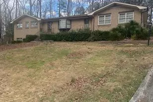 1390 Heatherland Dr SW, Atlanta, GA 30331 - Photo 2