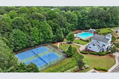 5665 Valley Loop, Fairburn, GA 30213 - Photo 2