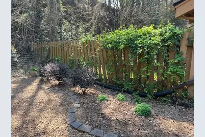 831 Lake Hollow Boulevard SW, Marietta, GA 30064 - Photo 16